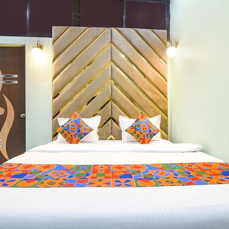 Fabexpress Mu Club Hotel Patna  Kültér fotó